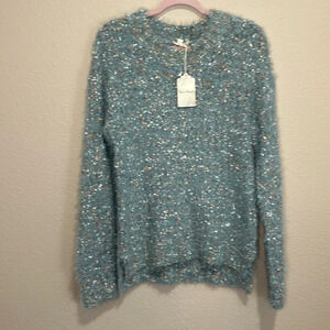 HEM & THREAD Crewneck Split Hem Eyelash Sweater, Size S, NWT